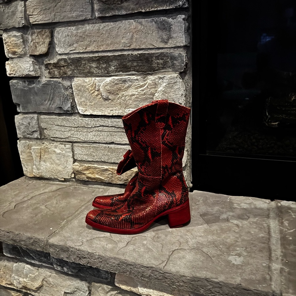 Hype Red Heeled Boots with Striking Design